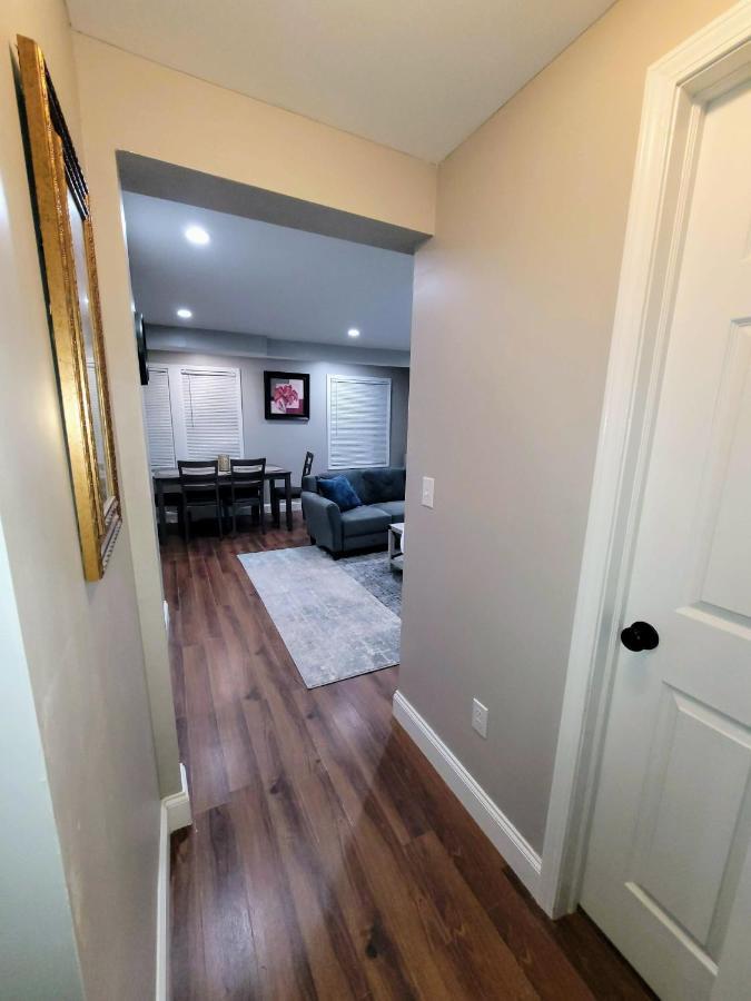 Apartment With Brand New Furniture And Large Parking West Seneca Exterior foto